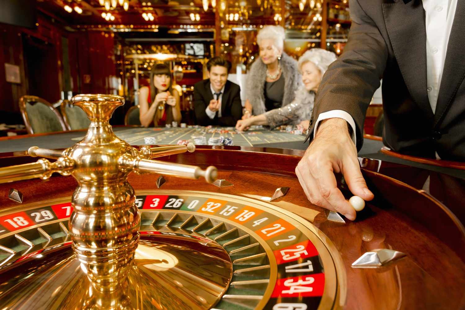 bosbandarq Fortune Mouse slot game interface showing 5 reels and payout table on mobile screen